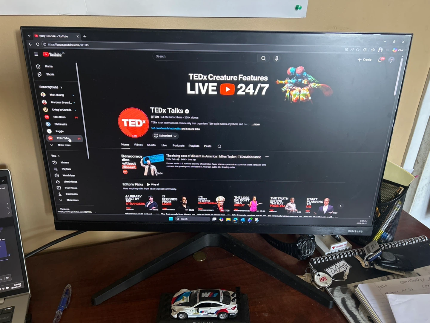 Samsung 27 inch Monitor - photo 2