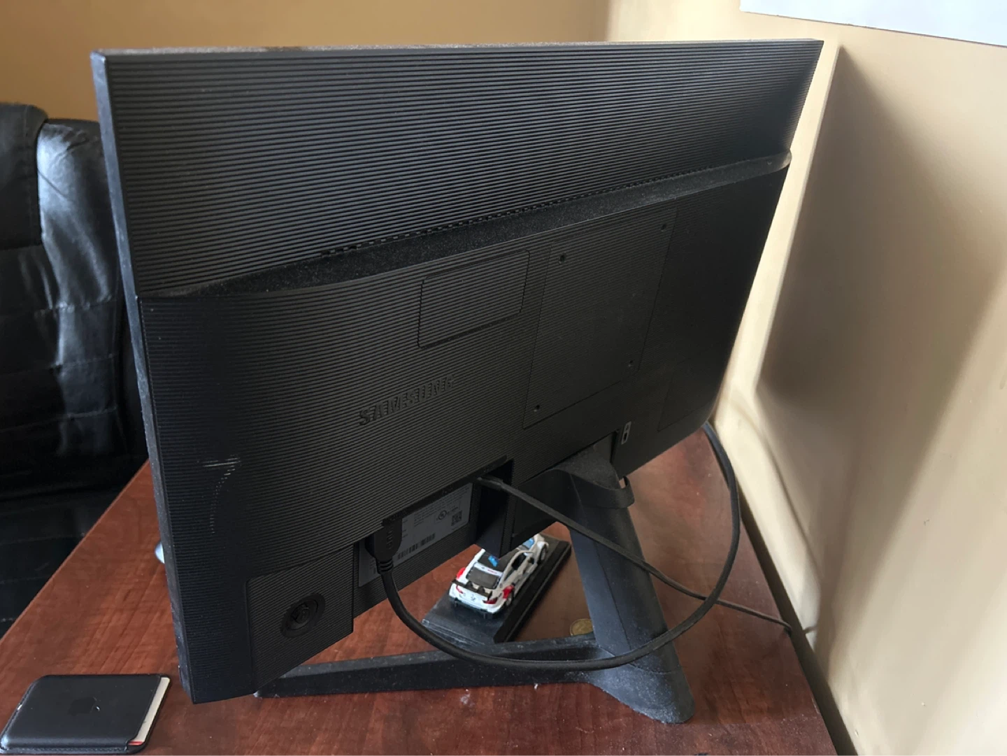Samsung 27 inch Monitor - photo 3