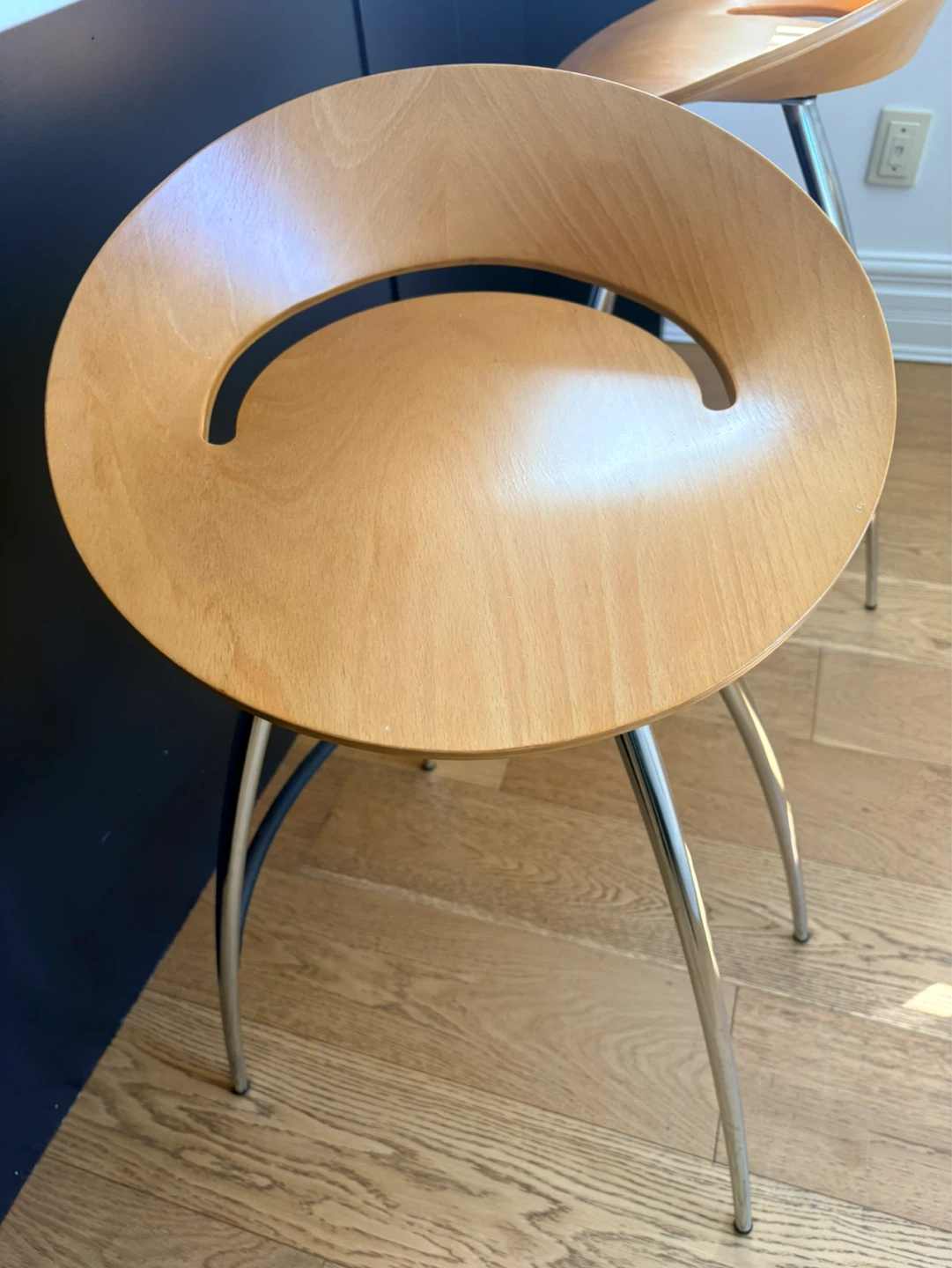 Wooden Swivel Seat Counter Stools w/ Chrome Legs - photo 4