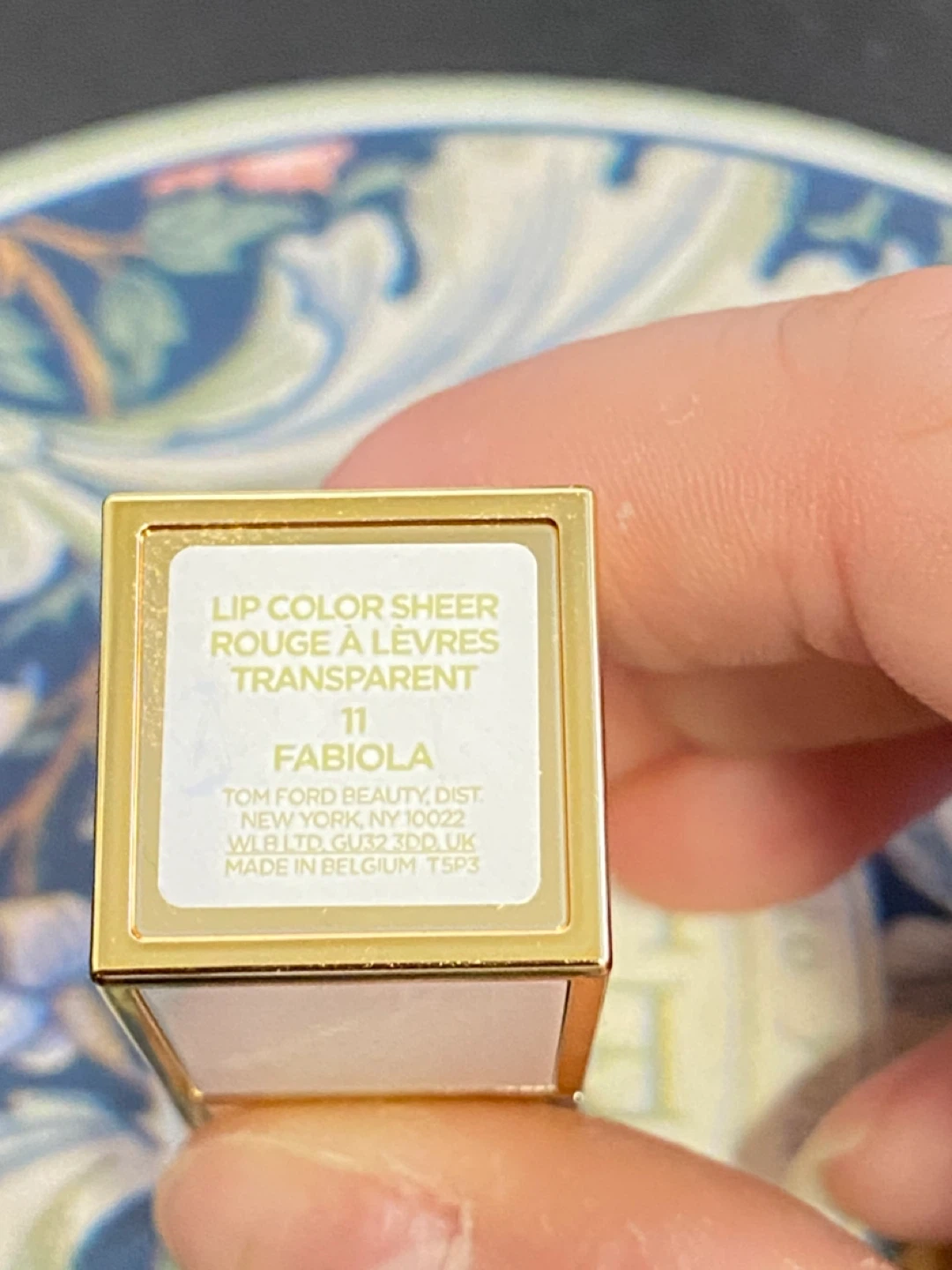 Tom Ford Lip Color Sheer Lipstick in 11 Fabiola - photo 2