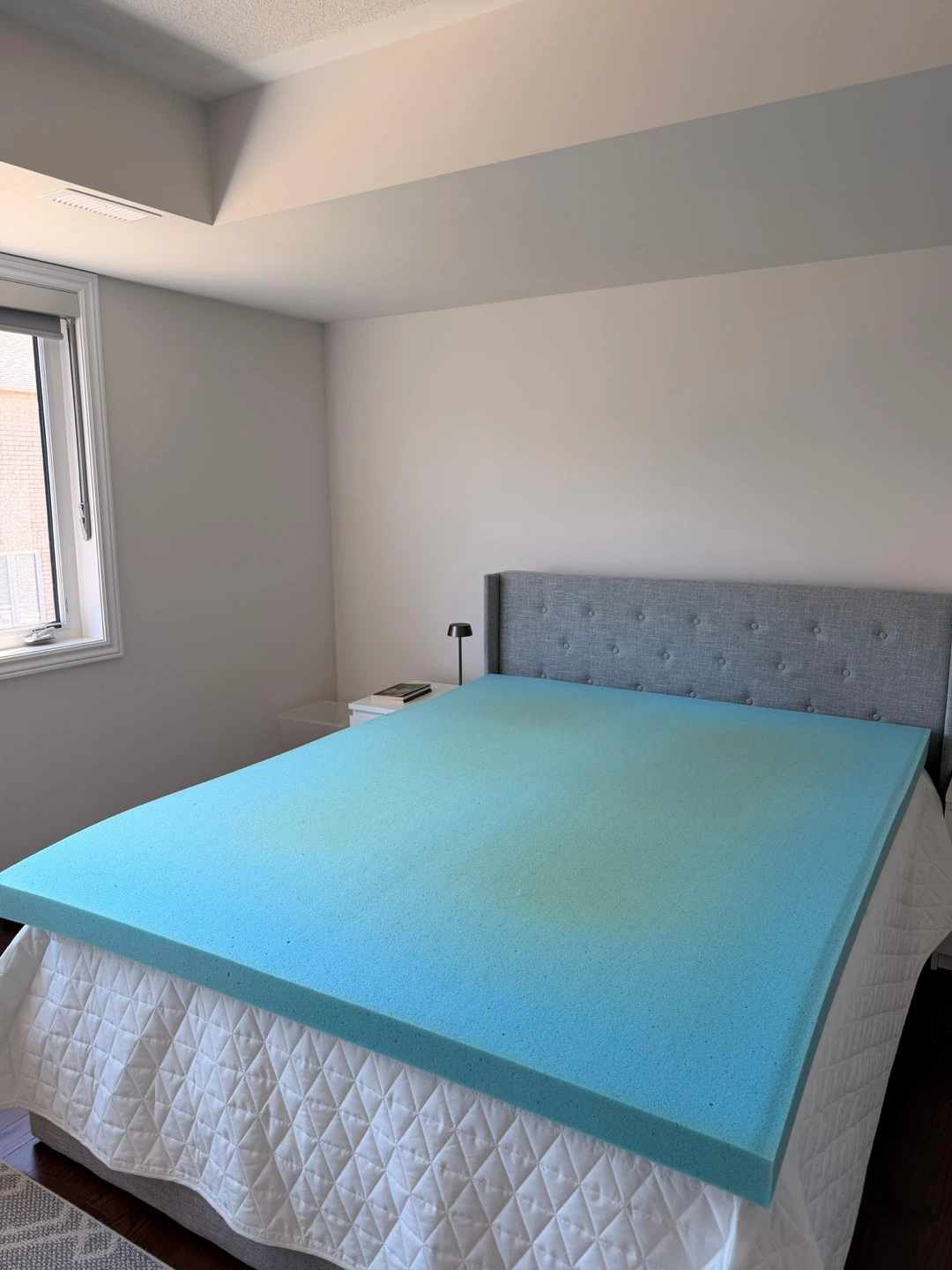 Queen Size Memory Foam Mattress Topper