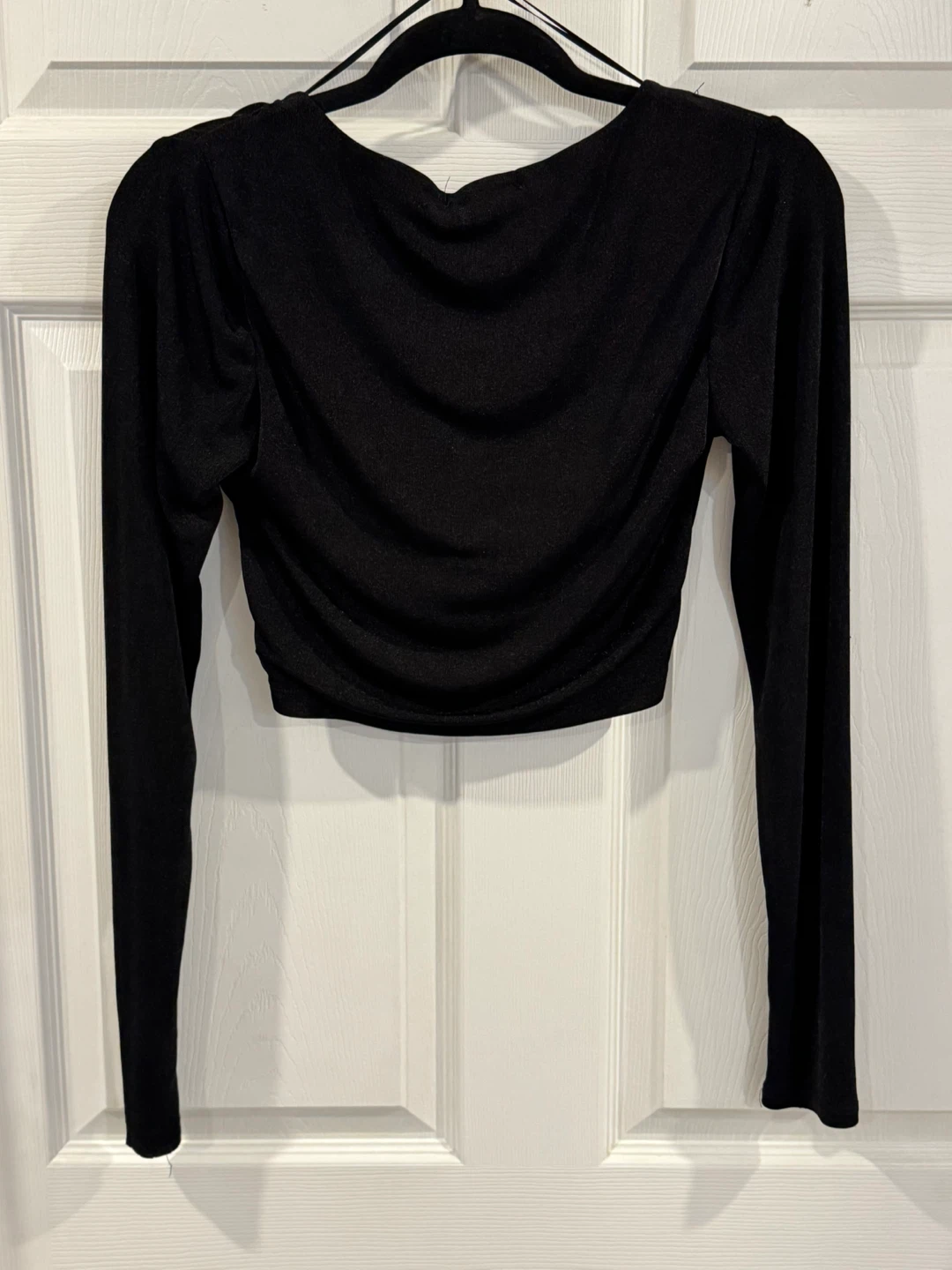 Black Twist Front Long Sleeve Crop Top - photo 2