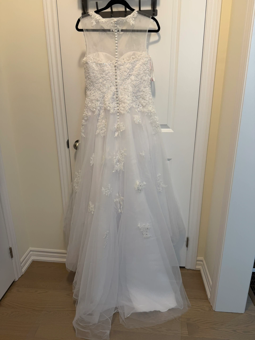 JJ's House Wedding Dress - White Lace A-Line Bridal Gown - photo 3