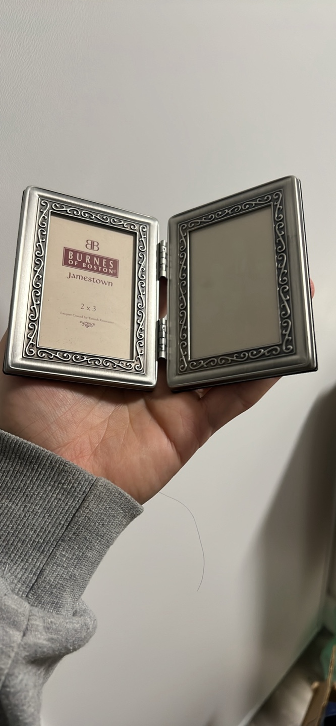 Burnes of Boston Hinged Double Photo Frame 2x3