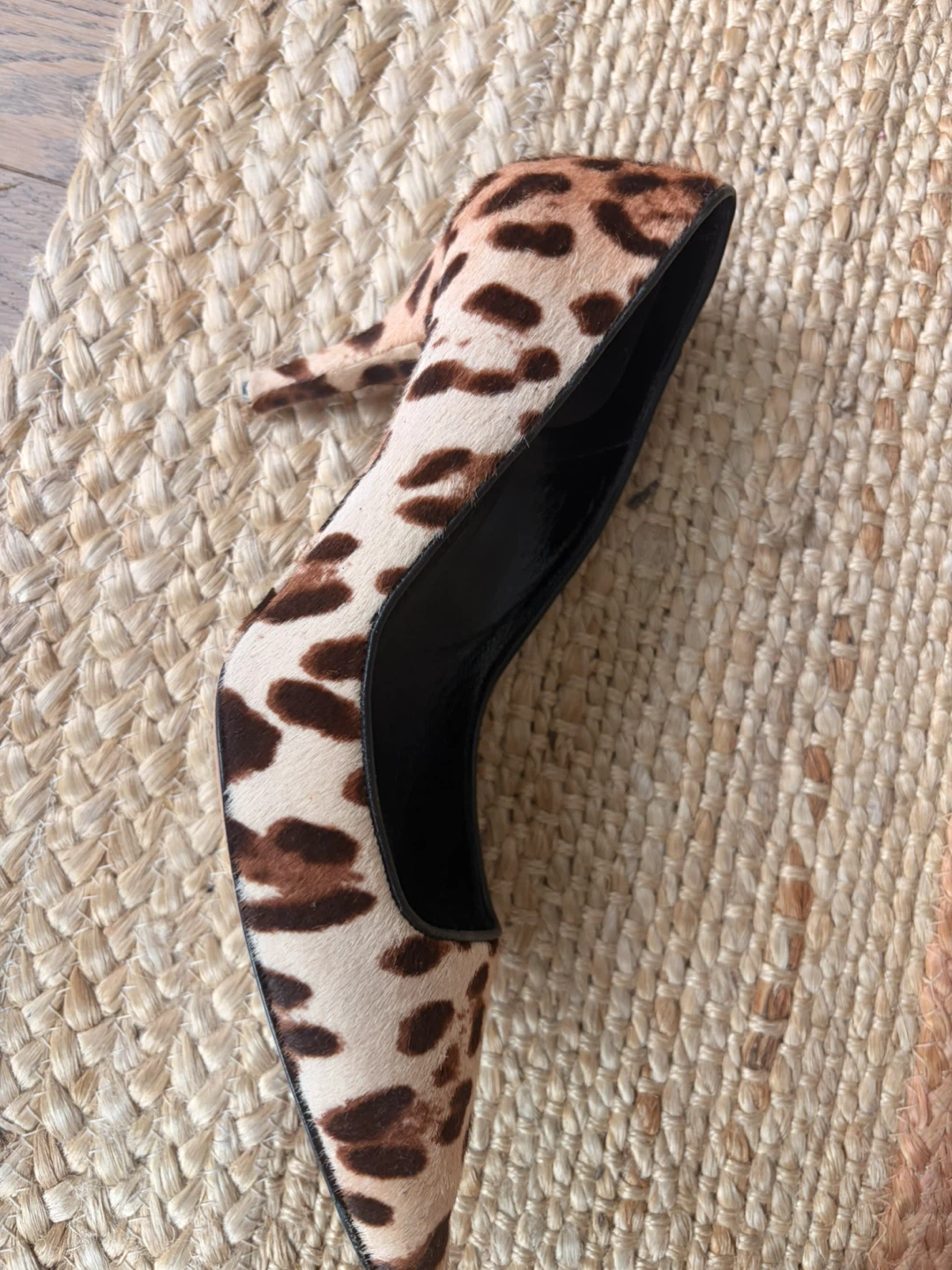 Dolce & Gabbana Leopard Print Calf Hair Pumps Heels - photo 4