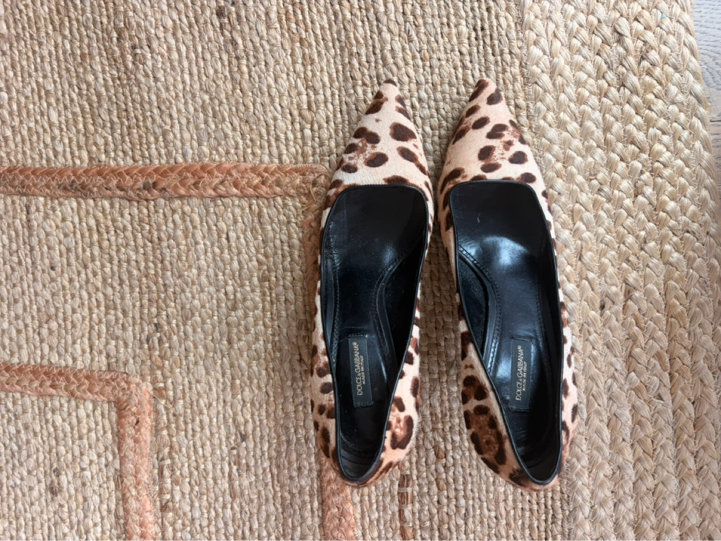 Dolce & Gabbana Leopard Print Calf Hair Pumps Heels - photo 5