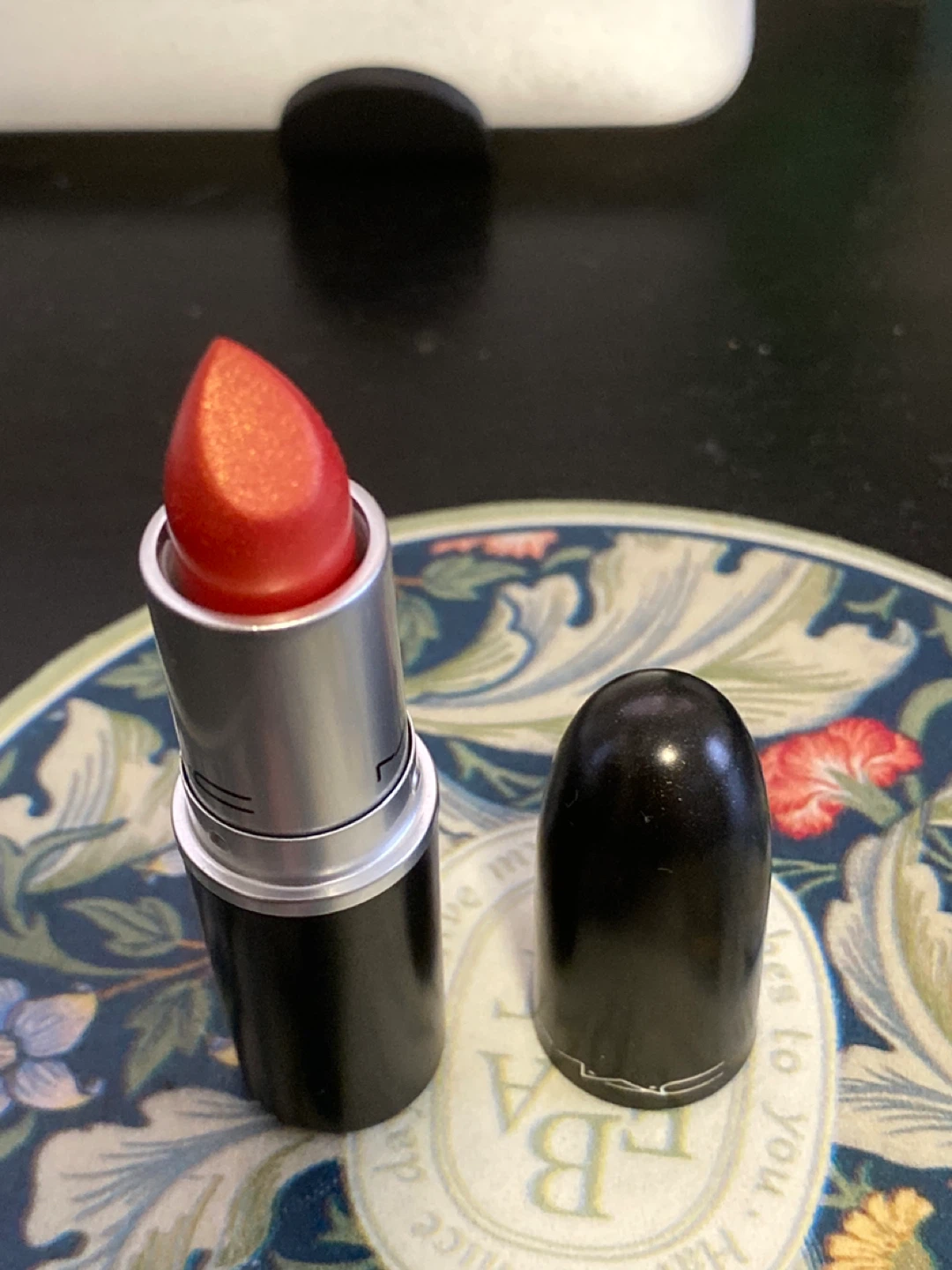 MAC Lipstick Frost CB 96