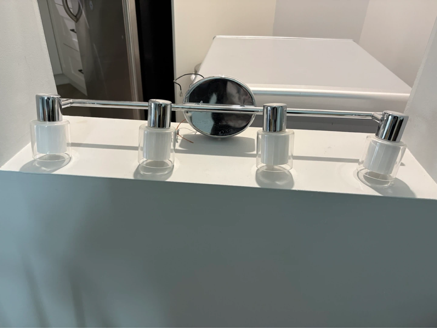 Chrome Bathroom lights & Bathroom Fixture Set - photo 4