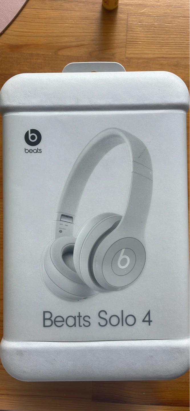 Beats Solo 4 Matte Grey Wireless Headphones - photo 2