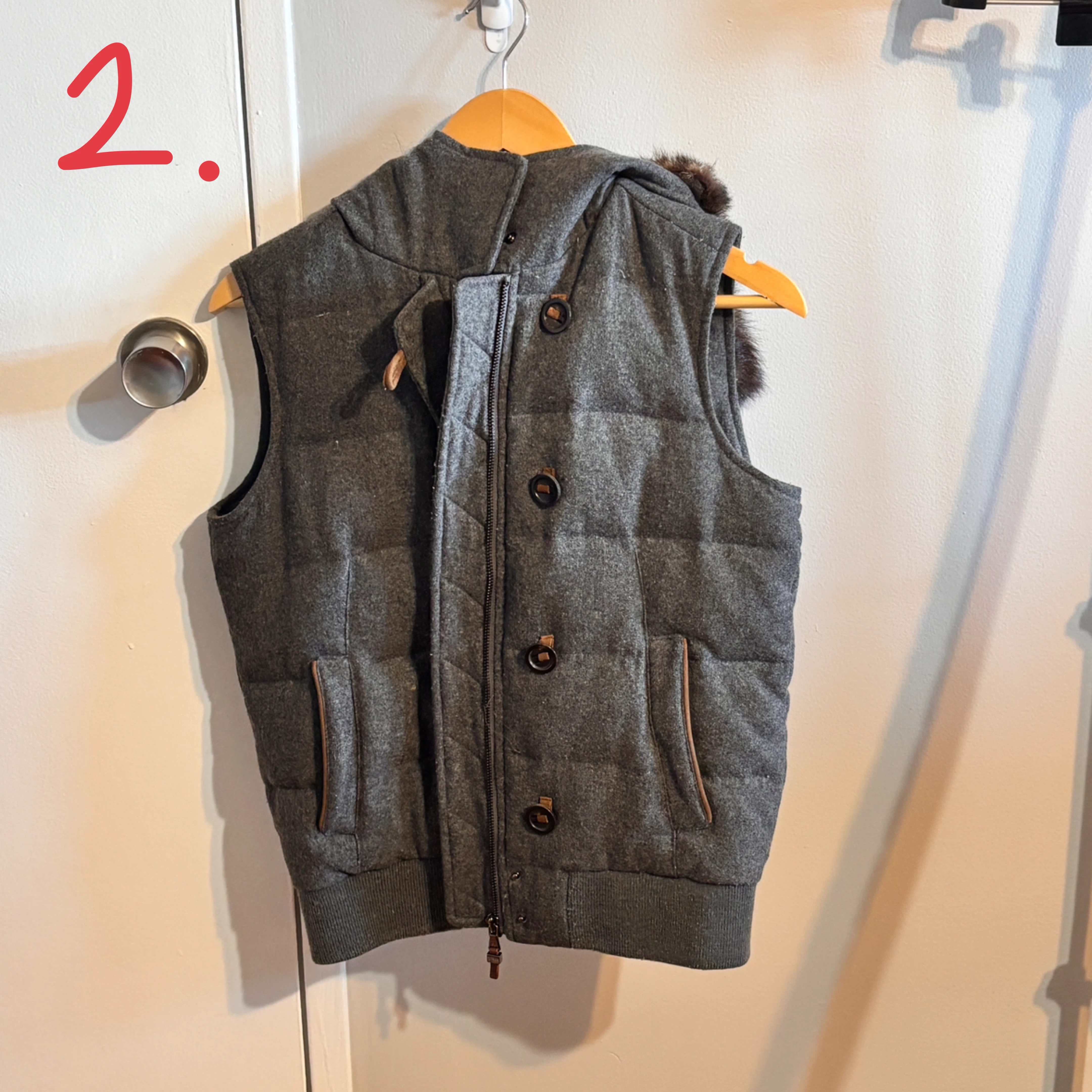 3 Clothes - photo 3