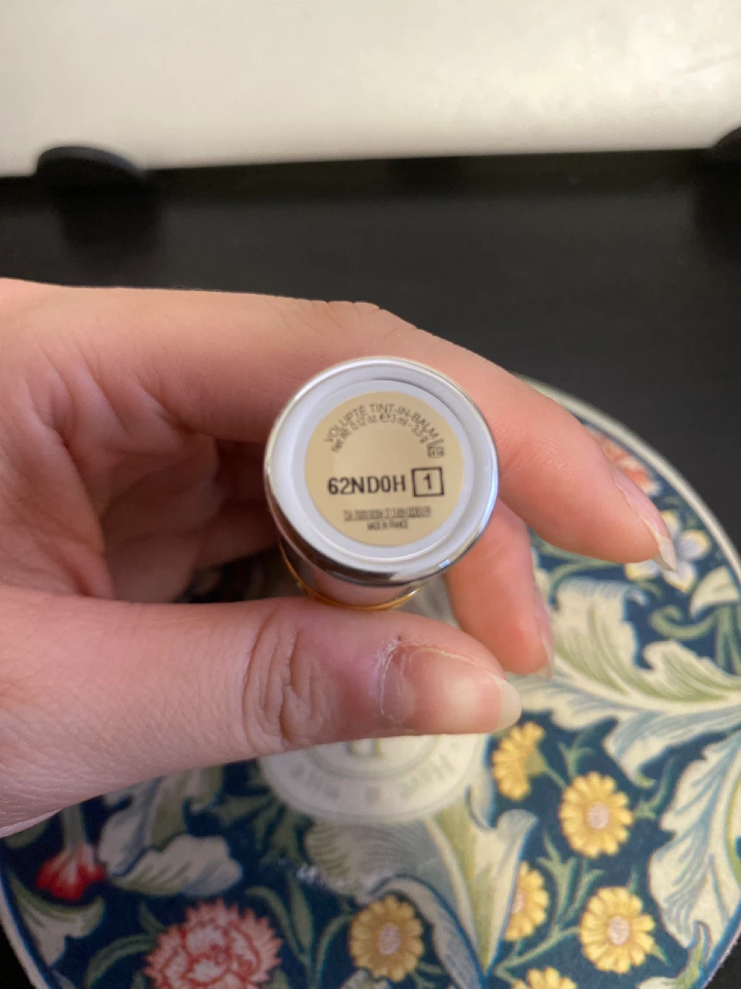 Yves Saint Laurent Volupté Tint-in-Balm Lipstick - photo 2