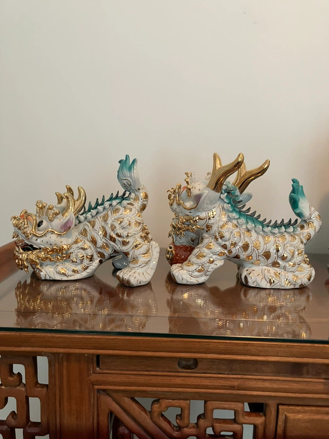 Pair of Foo Dog Statues with Gold Accents - photo 4