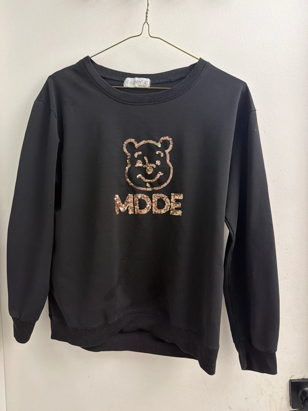 L.Lady Black Sweatshirt Sequin Design