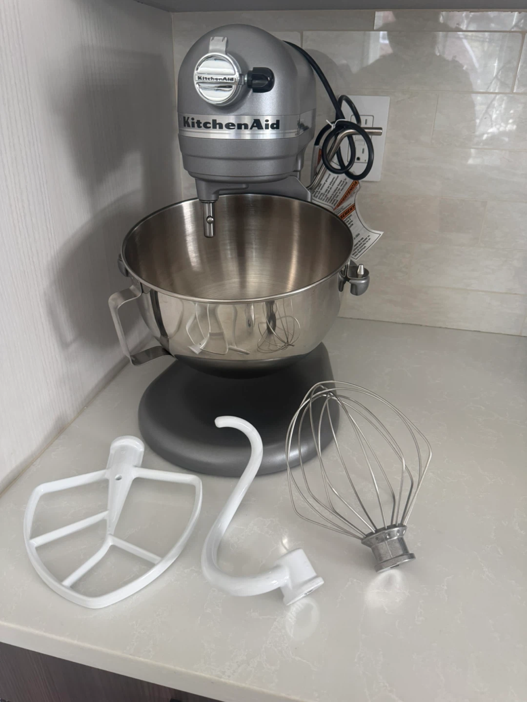 KitchenAid Professional 5 Plus Bowl-Lift Stand Mixer - Silver
