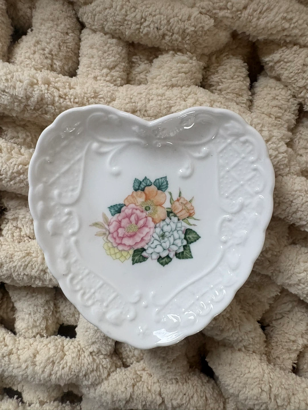 Vintage - Coalport Rose Garden Heart Trinket Dish