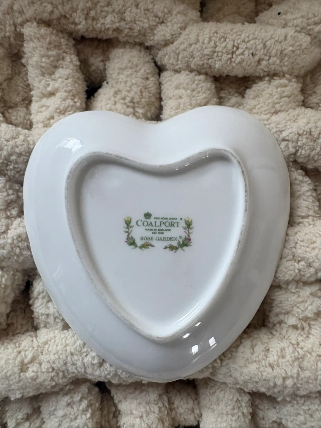 Vintage - Coalport Rose Garden Heart Trinket Dish - photo 2