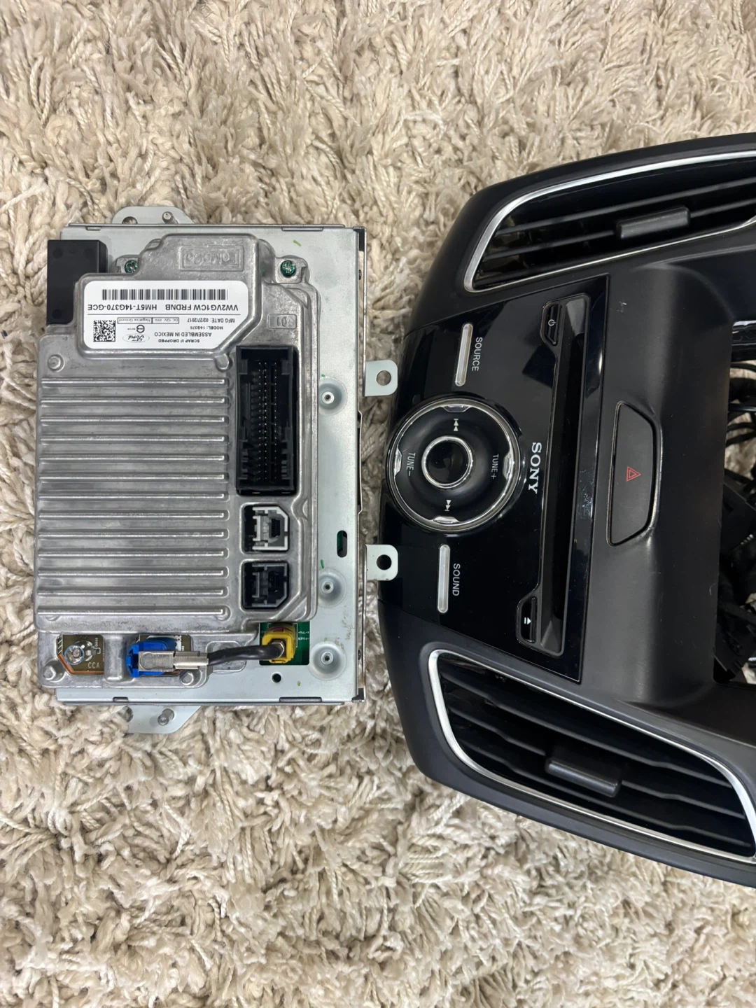Ford focus radio 1 sync to 3 sync - photo 3