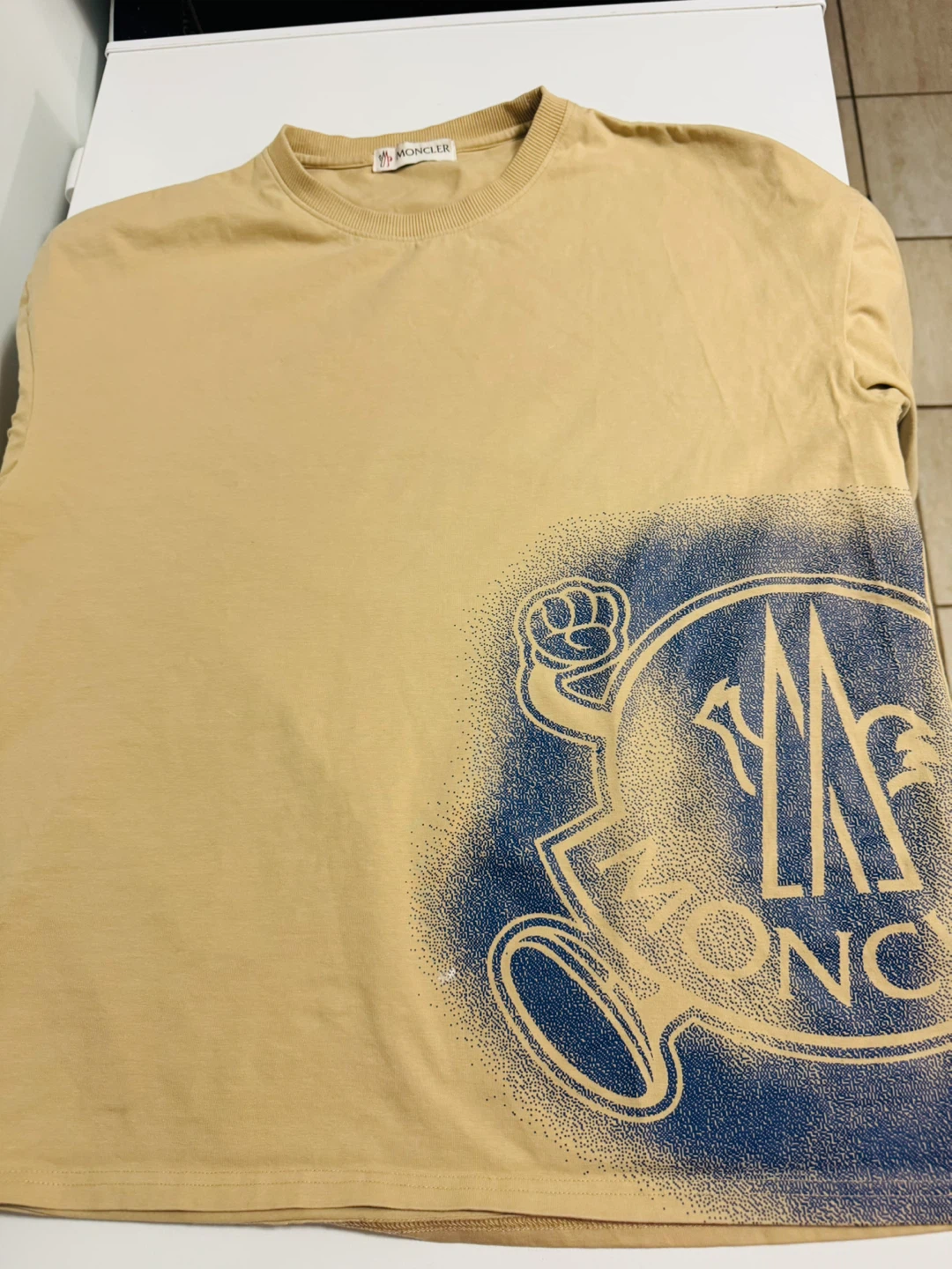 Moncler T-Shirt~L
