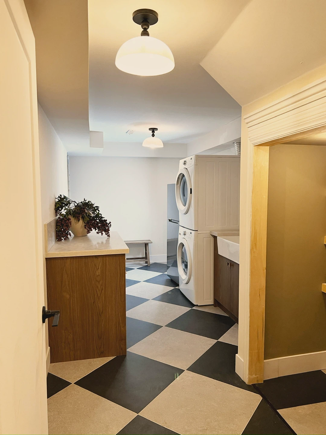 Lakeside Executive 1-Bedroom Private Suite – Ajax - photo 4