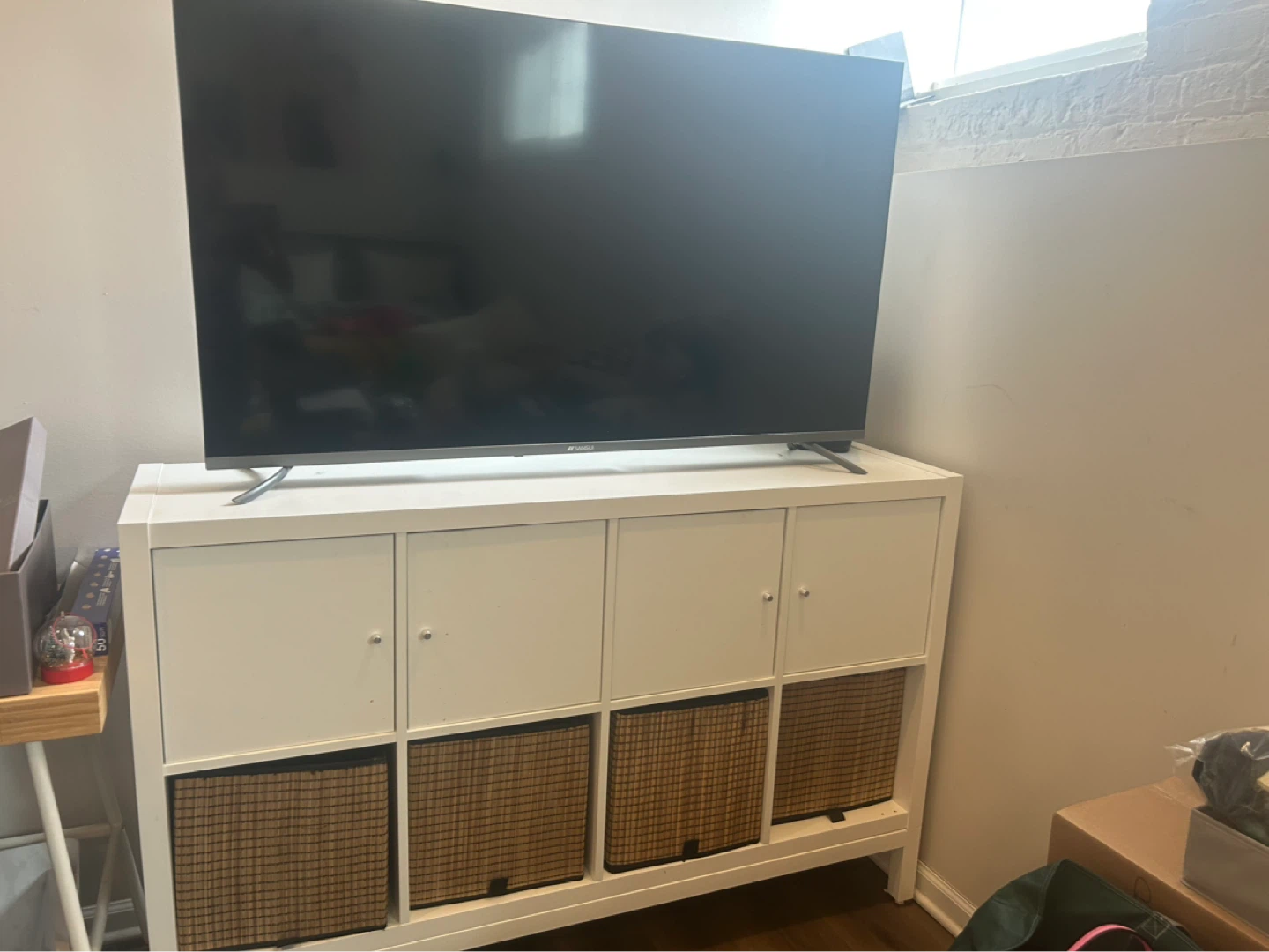 Tv Stand/White Storage Cabinet with 4 Shelves & 4 Baskets