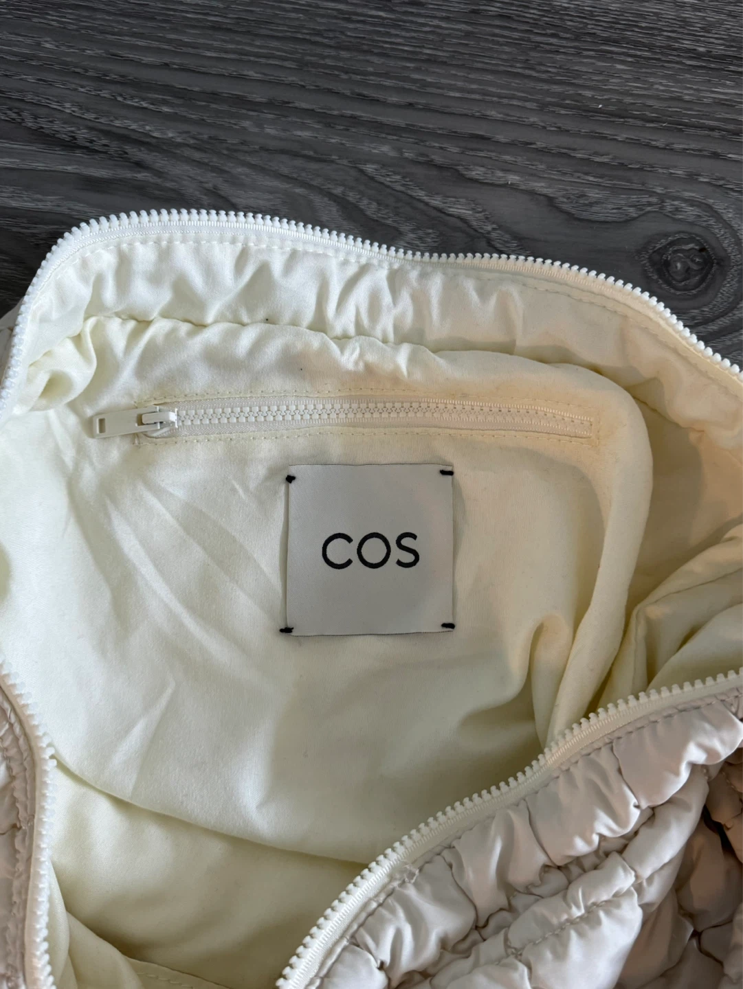 COS Quilted Puffer Shoulder Bag- Large version - photo 2