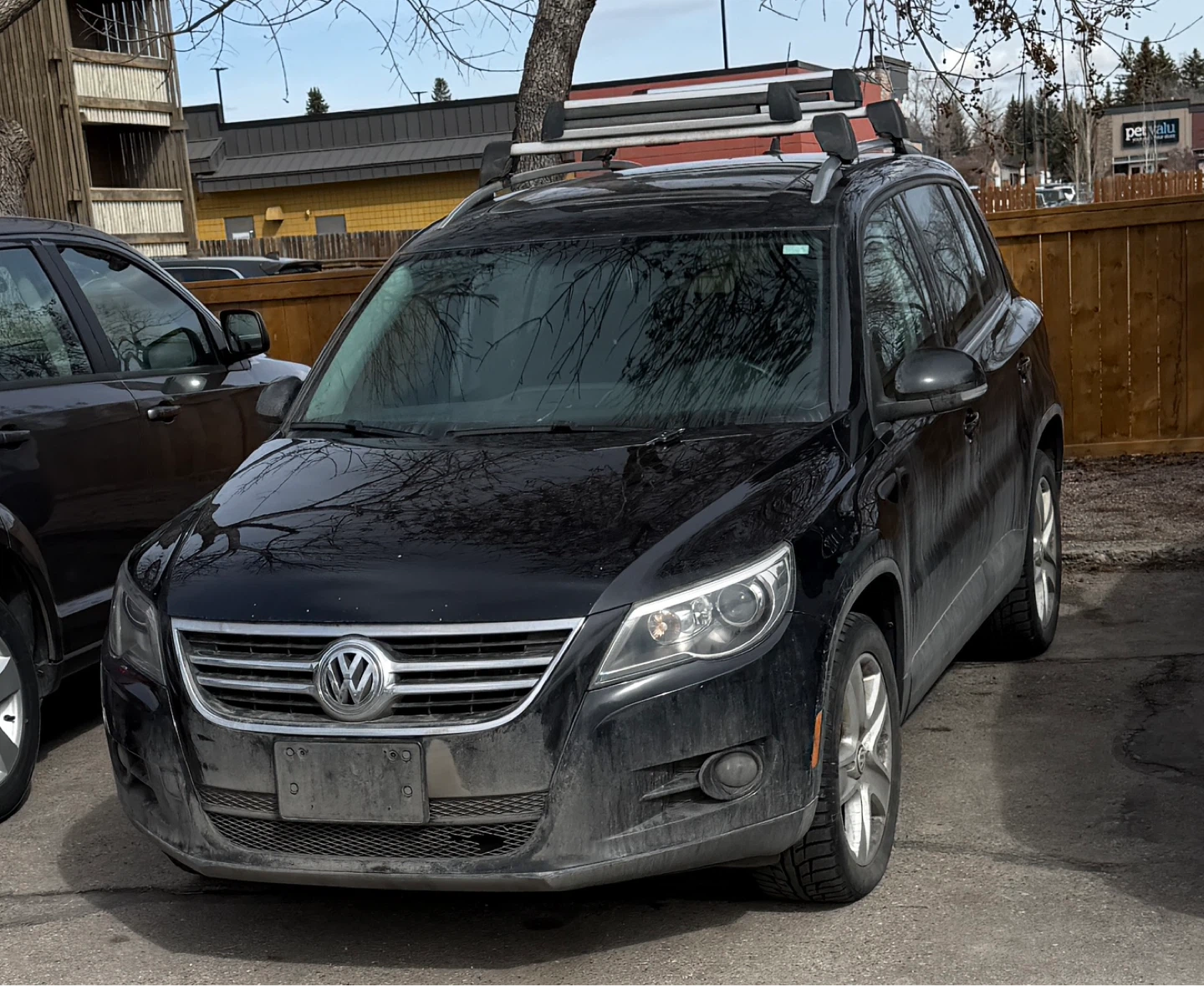 Black Volkswagen Tiguan - photo 2