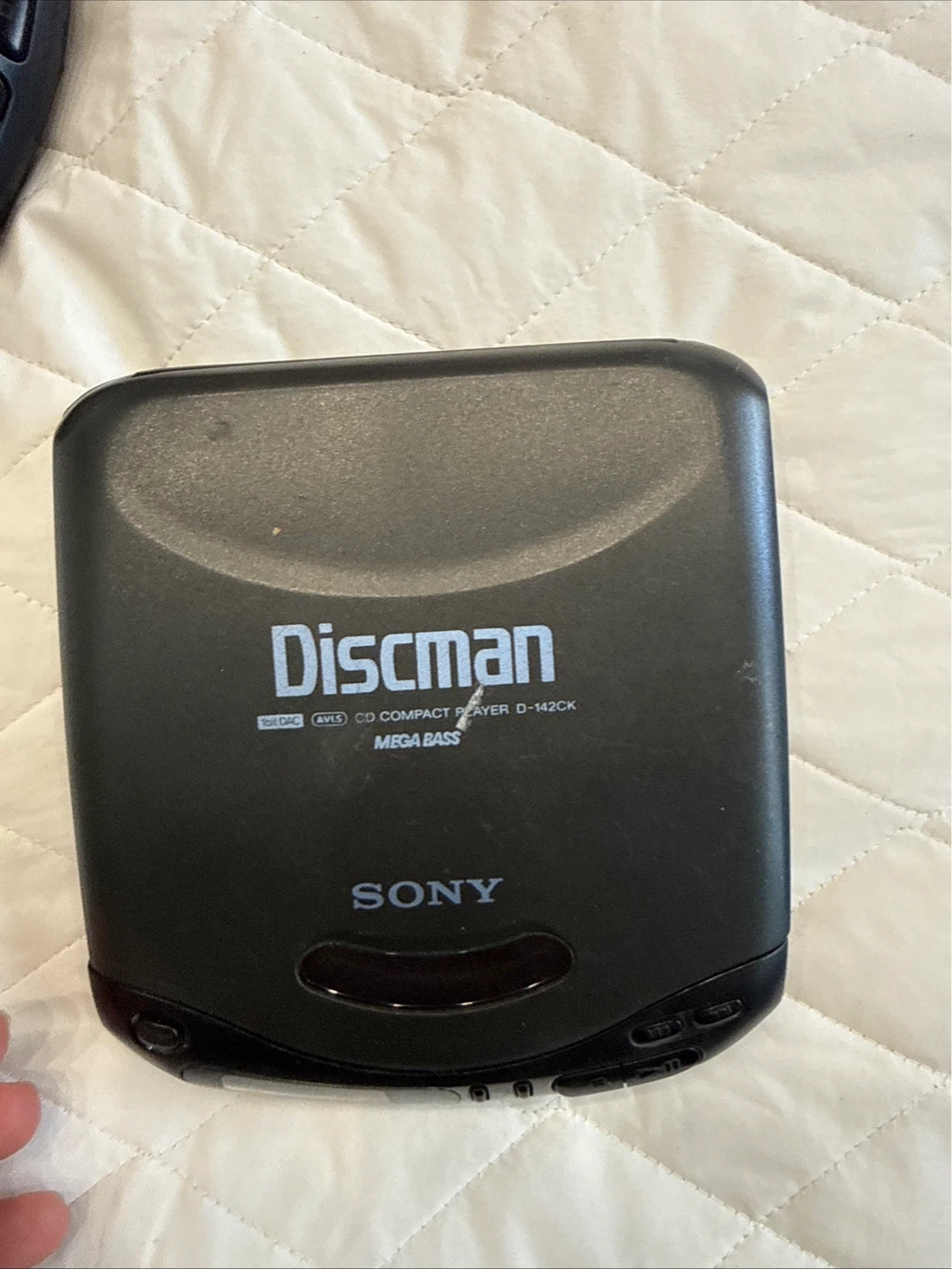Sony Discman CD Player D-142CK