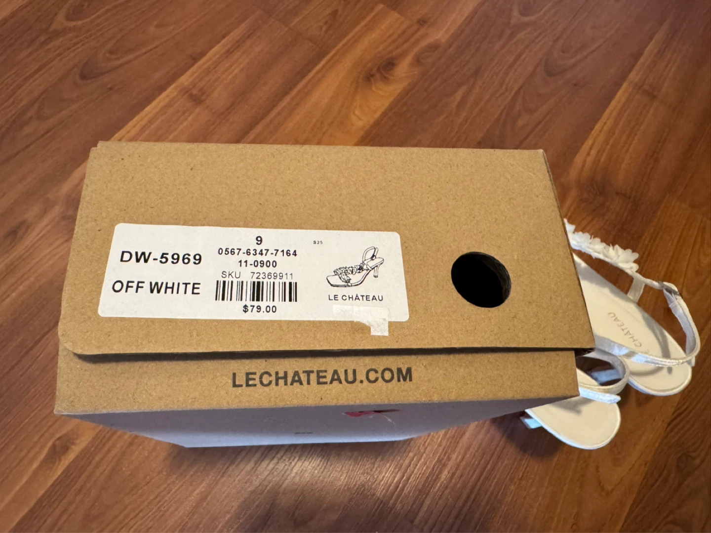Le Château Women's Off White Floral Sandals Size 9 - photo 4