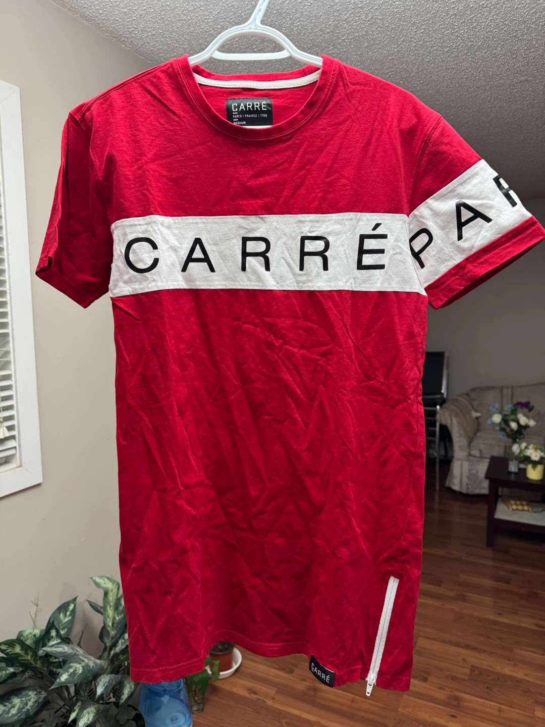 CARRE Red T-Shirt with White Stripe and Zipper Detail - Medium