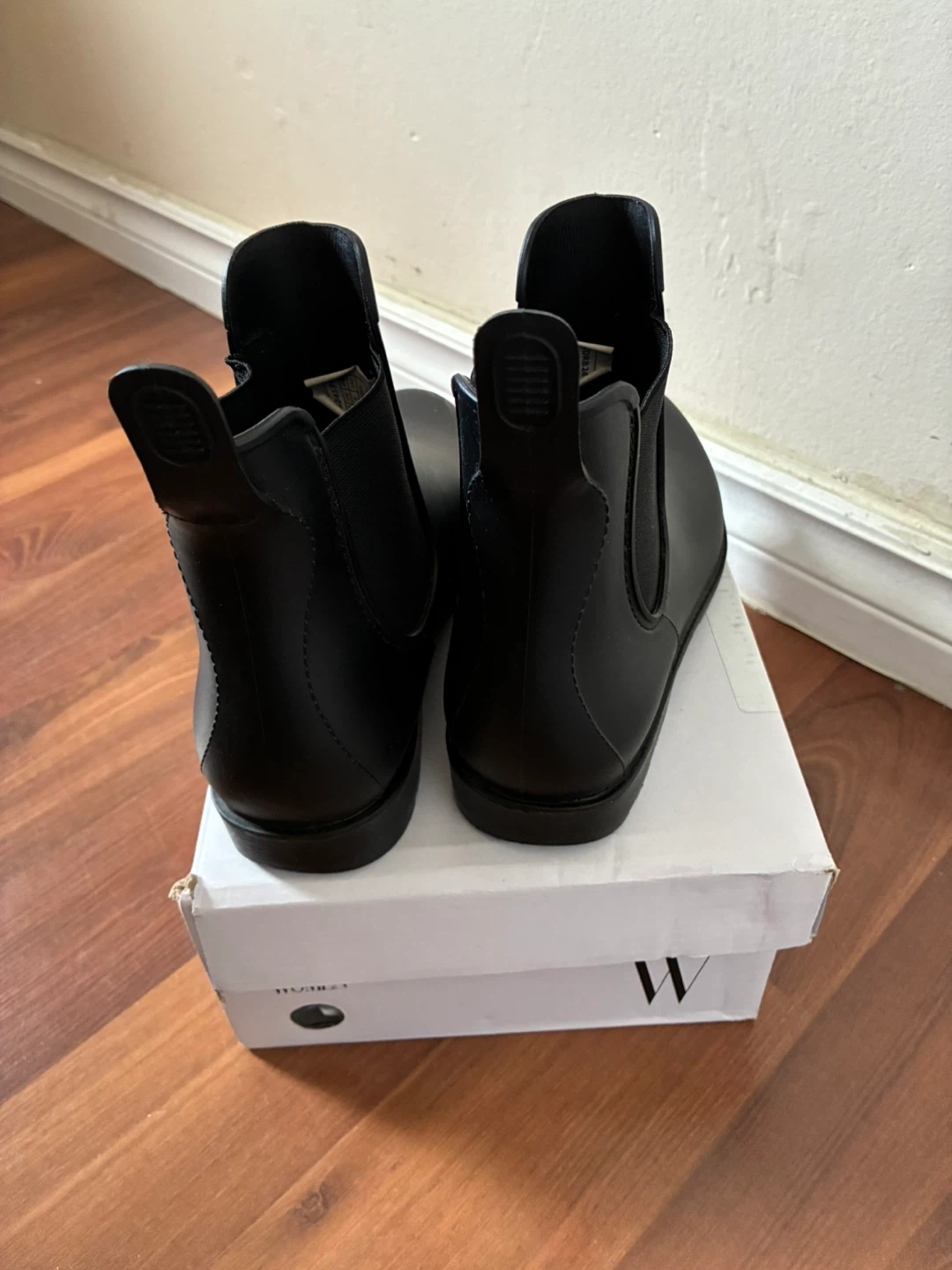 Black Women's Chelsea Boots - photo 3
