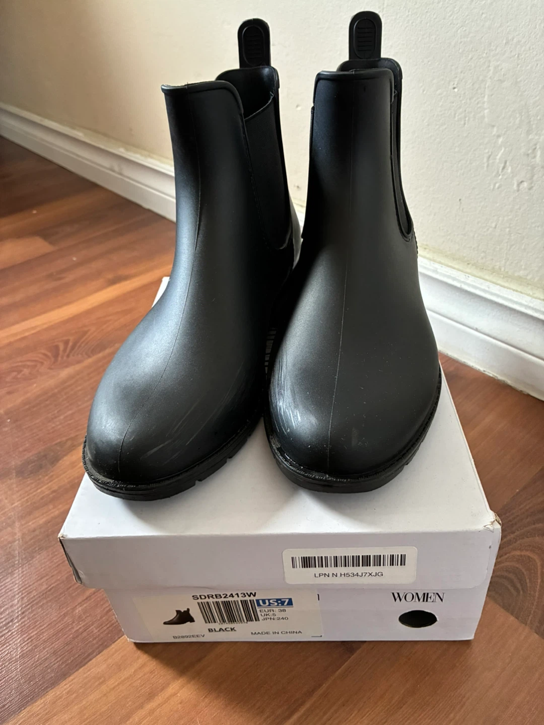 Black Women's Chelsea Boots - photo 2