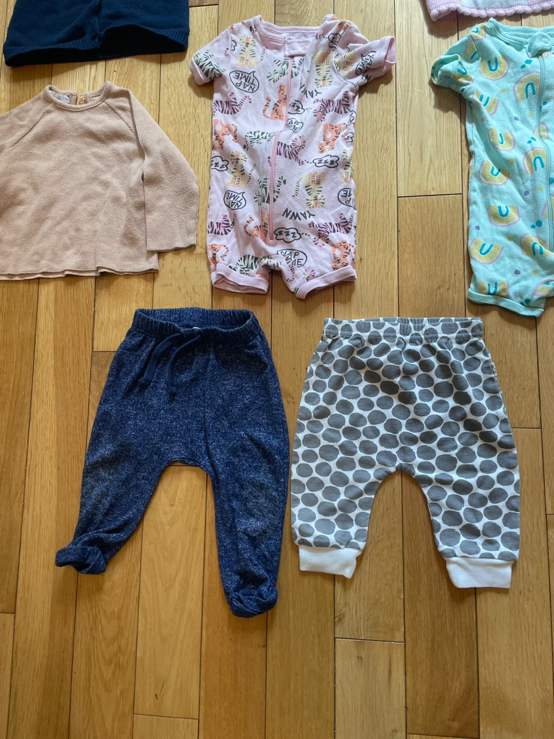 Baby Girl Clothing Bundle 6-12 months - photo 4