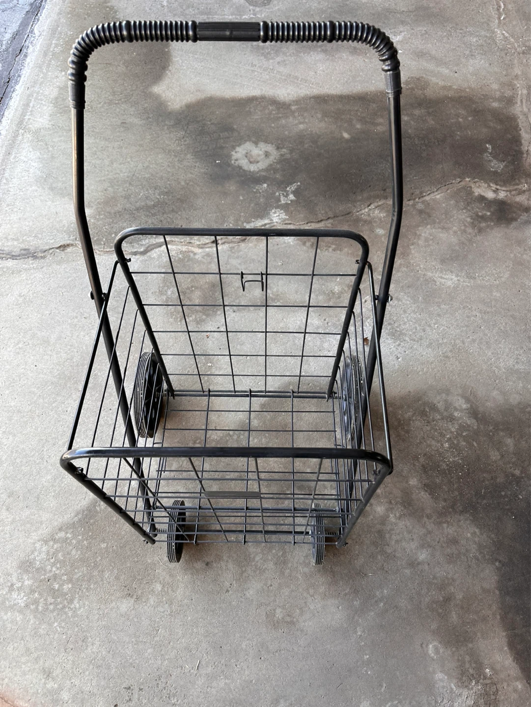 Black Rolling Shopping Cart