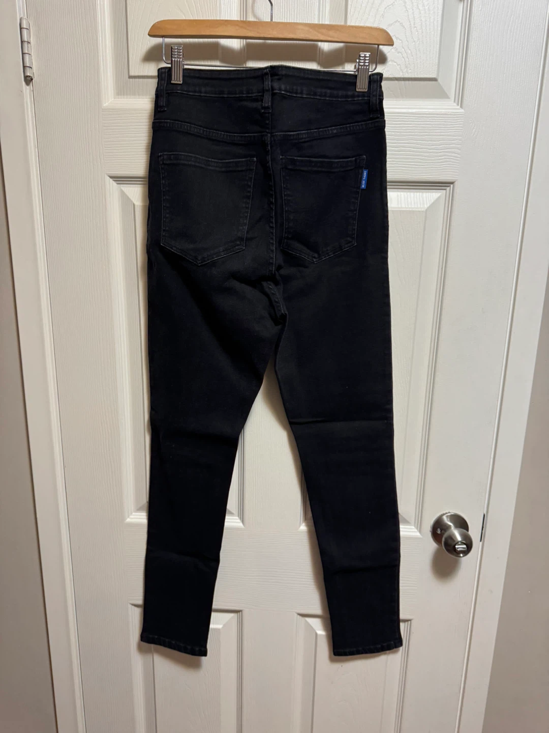 Black Ripped High-Waisted Jeans - photo 2