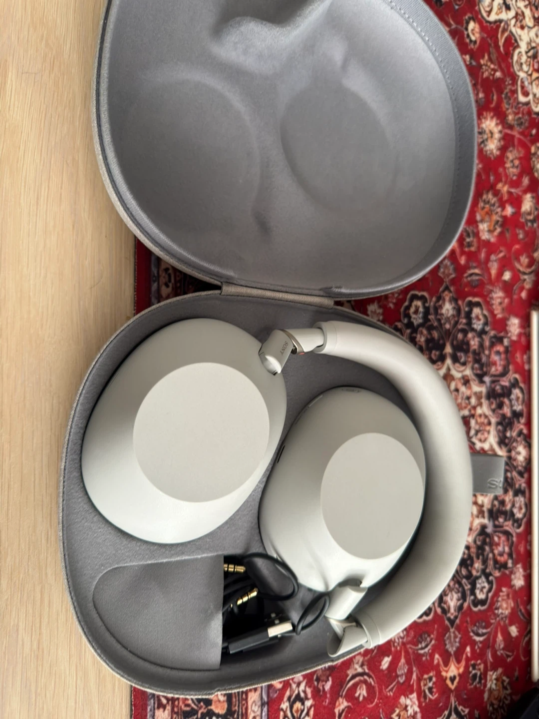 Sony WH-1000XM6 Headphones - photo 2