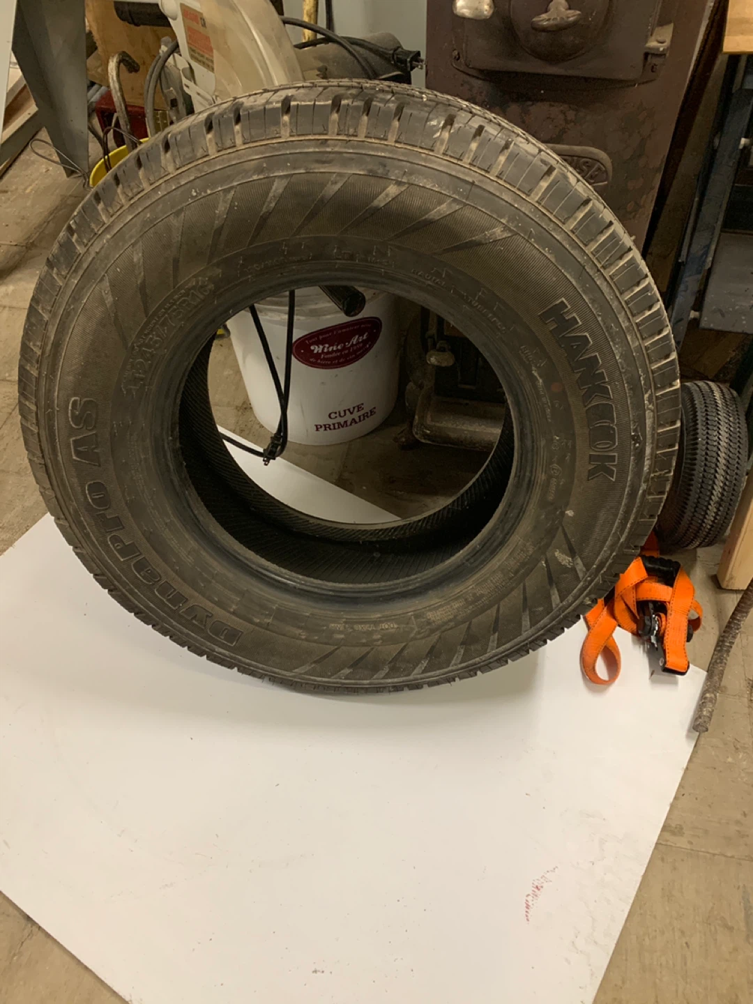 Hankook Dynapro AS LT245/75R16 Tire