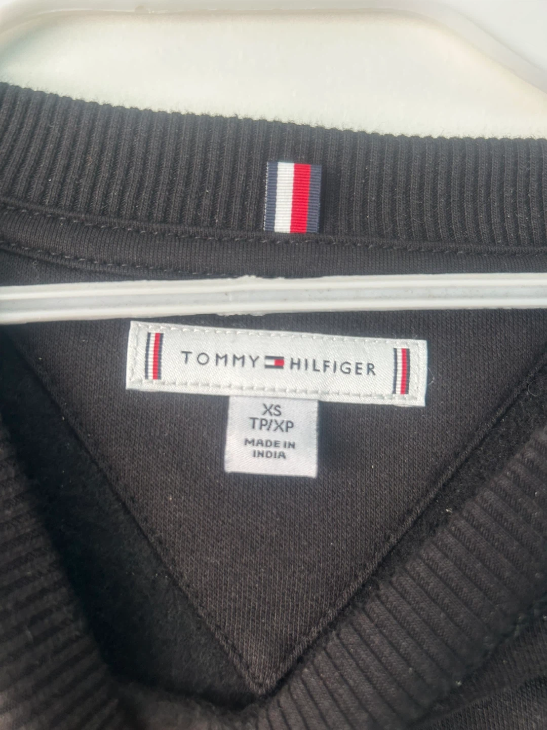 Tommy Hilfiger Black Crewneck Sweatshirt XS - photo 2