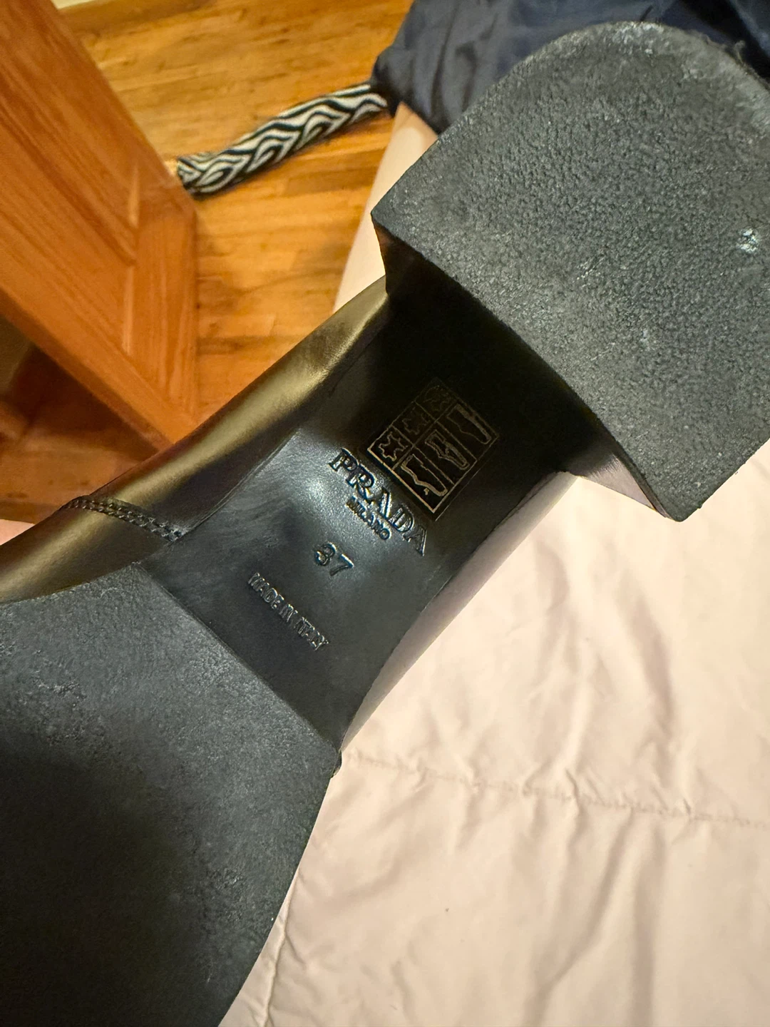 Original Prada Black Leather Knee-High Boots Size 37 - photo 4