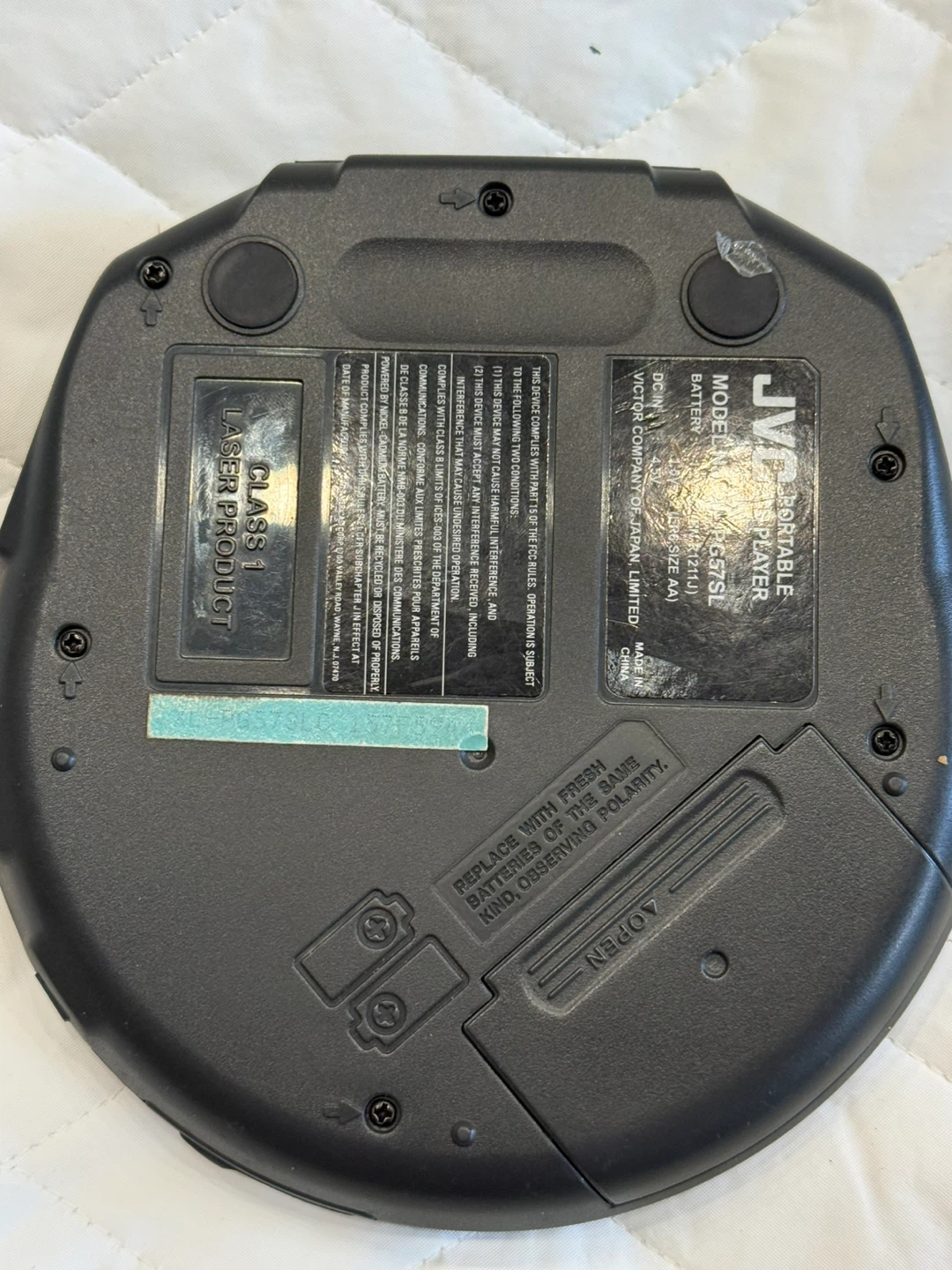 JVC XL-PG57 Portable CD Player - photo 3