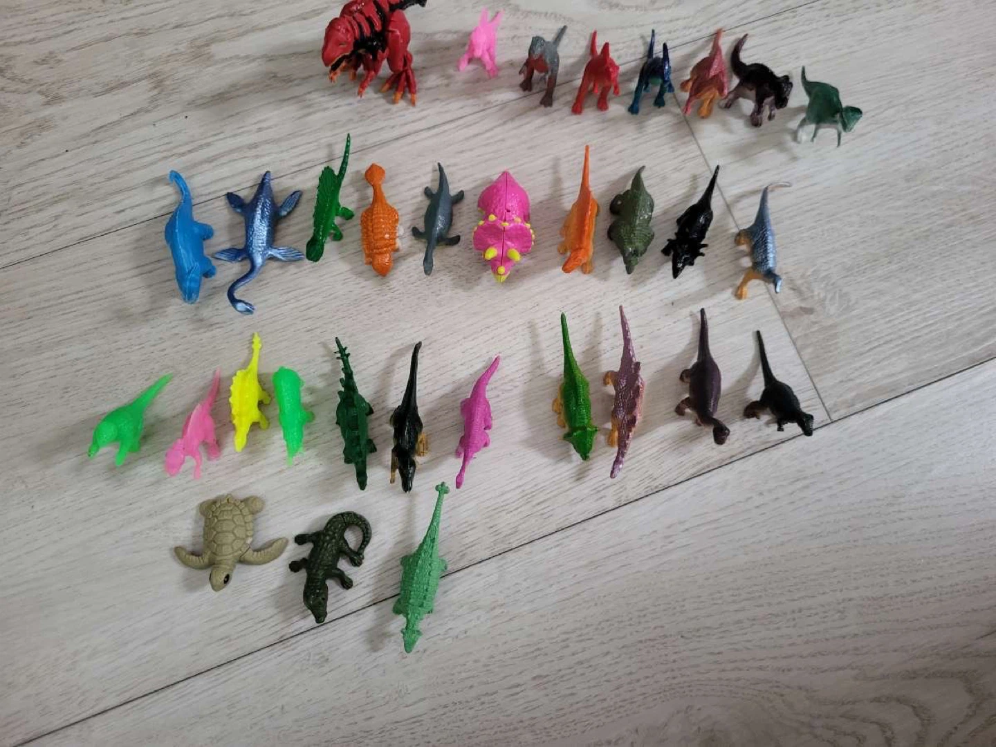 Assorted Lot of Small dinosaurs and frog Figurines - photo 2