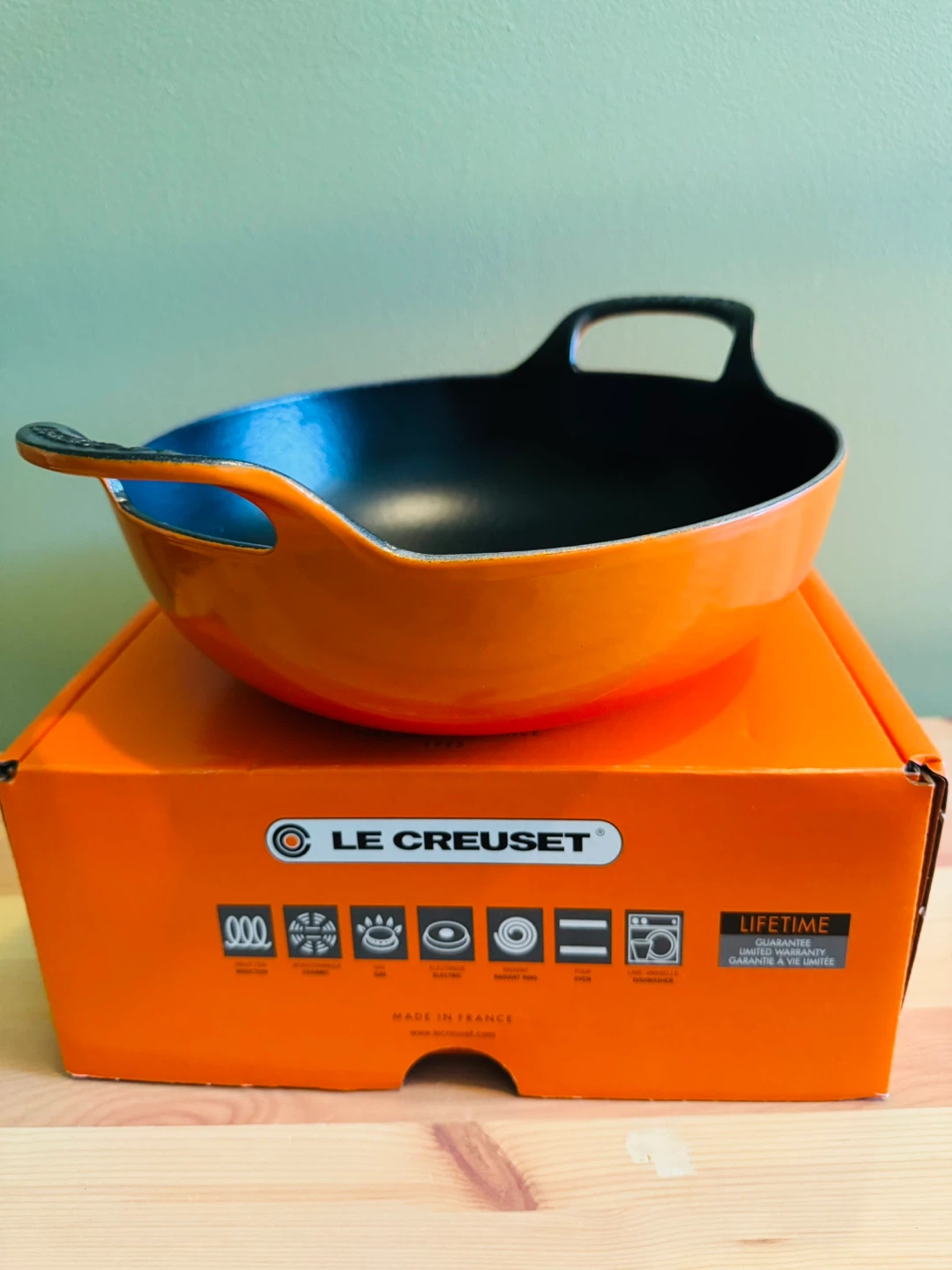 🌹 Morher’s Day  Le Creuset Flame Balti Dish