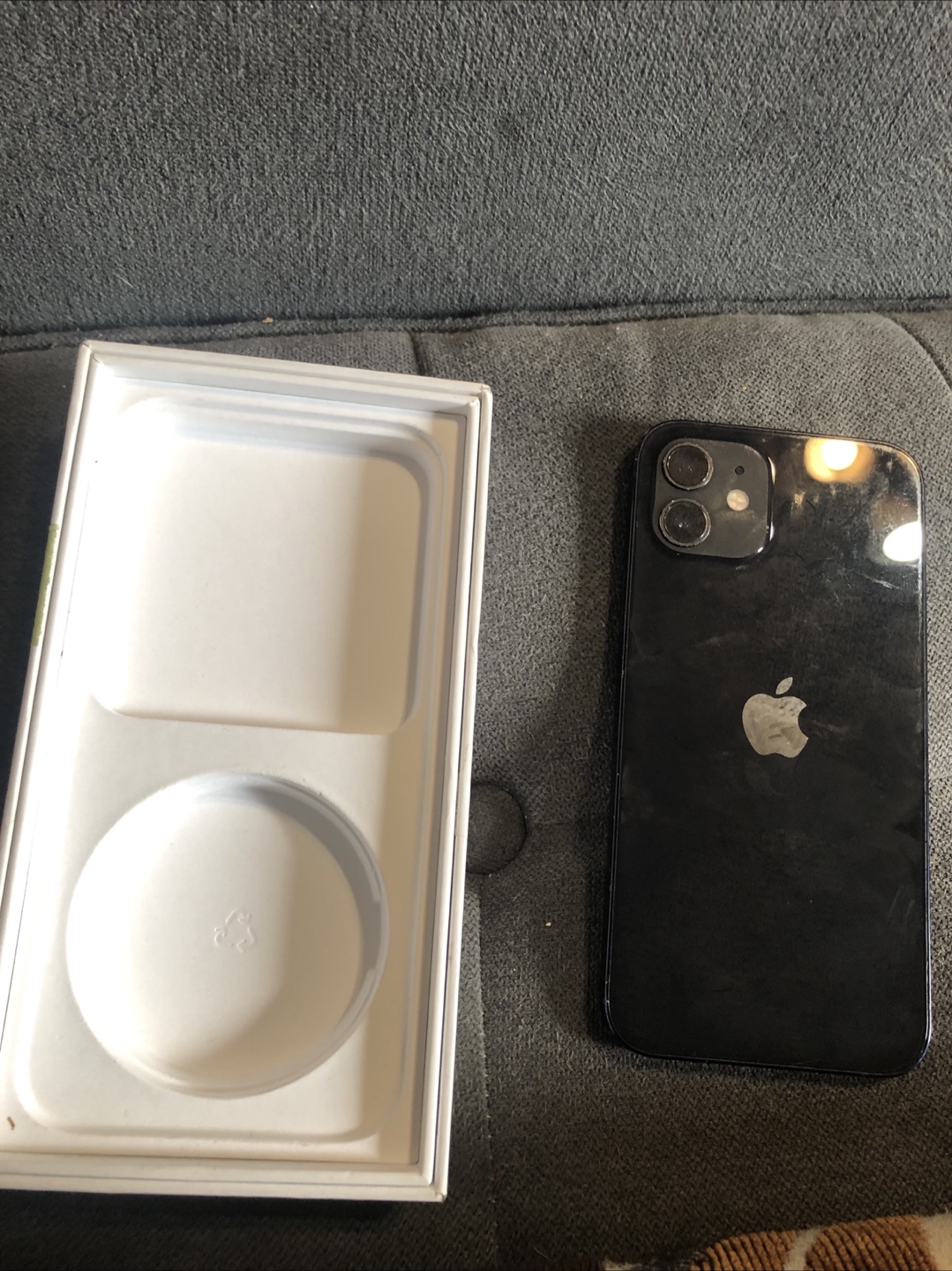 Apple iPhone 12 - photo 3