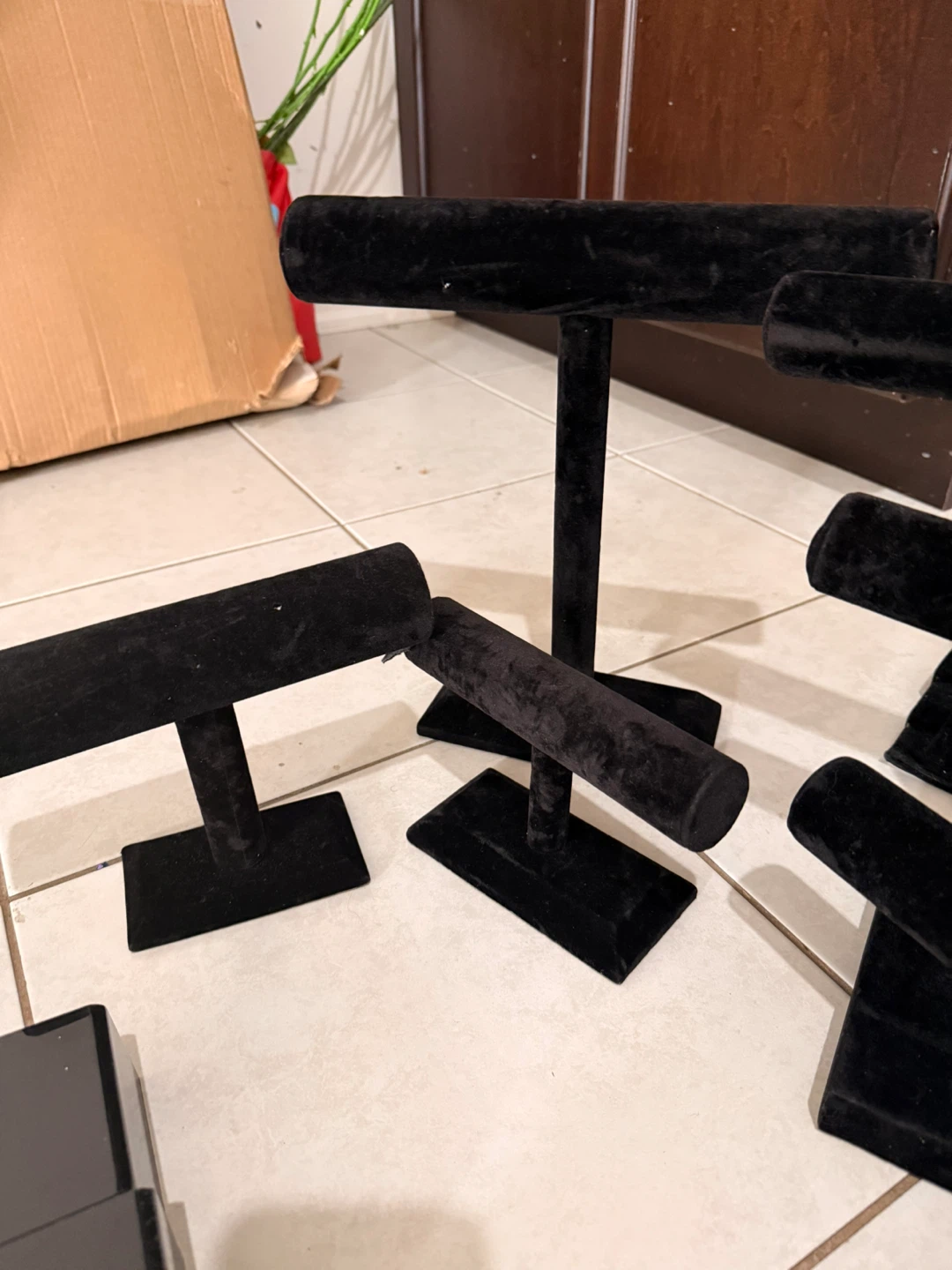 Black Velvet Jewelry Display Stands - photo 2