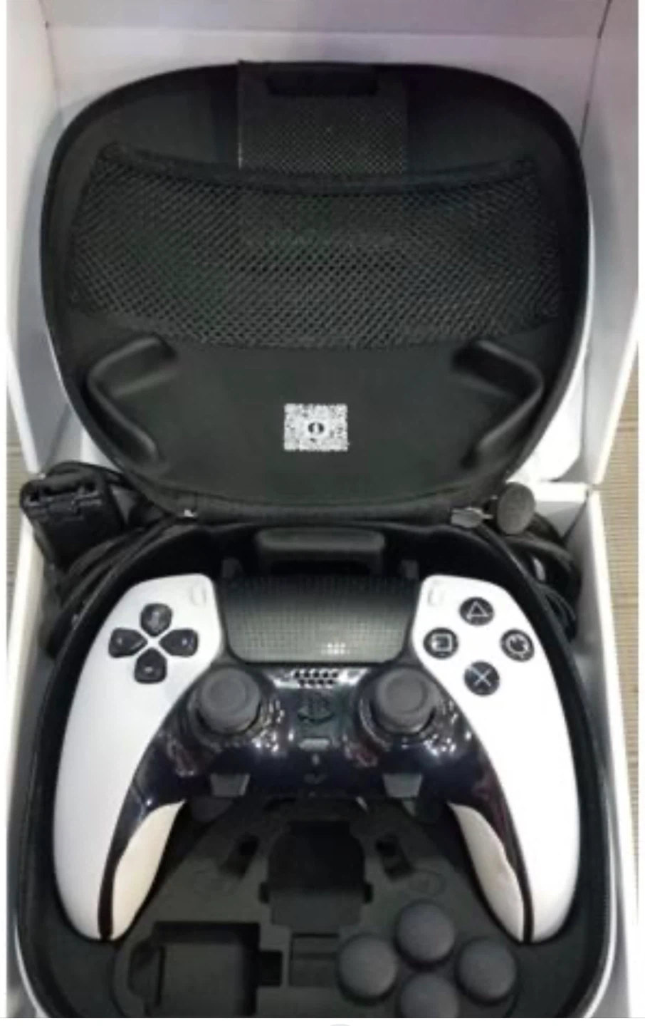 Sony DualSense Edge Wireless Controller - photo 3