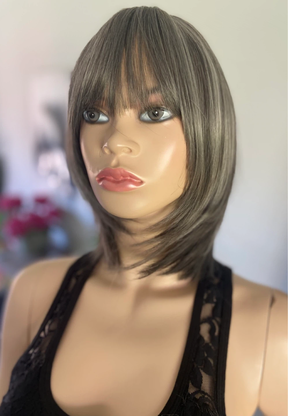 NWT: 12” Short Grey Layered Bob Synthetic Wig (2356)