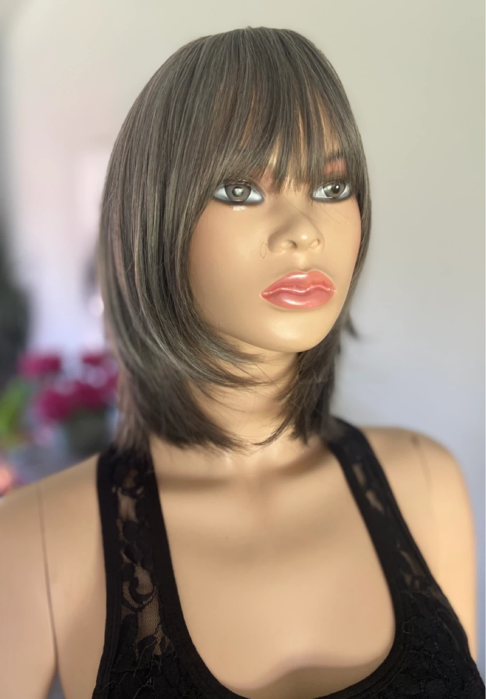 NWT: 12” Short Grey Layered Bob Synthetic Wig (2356) - photo 3