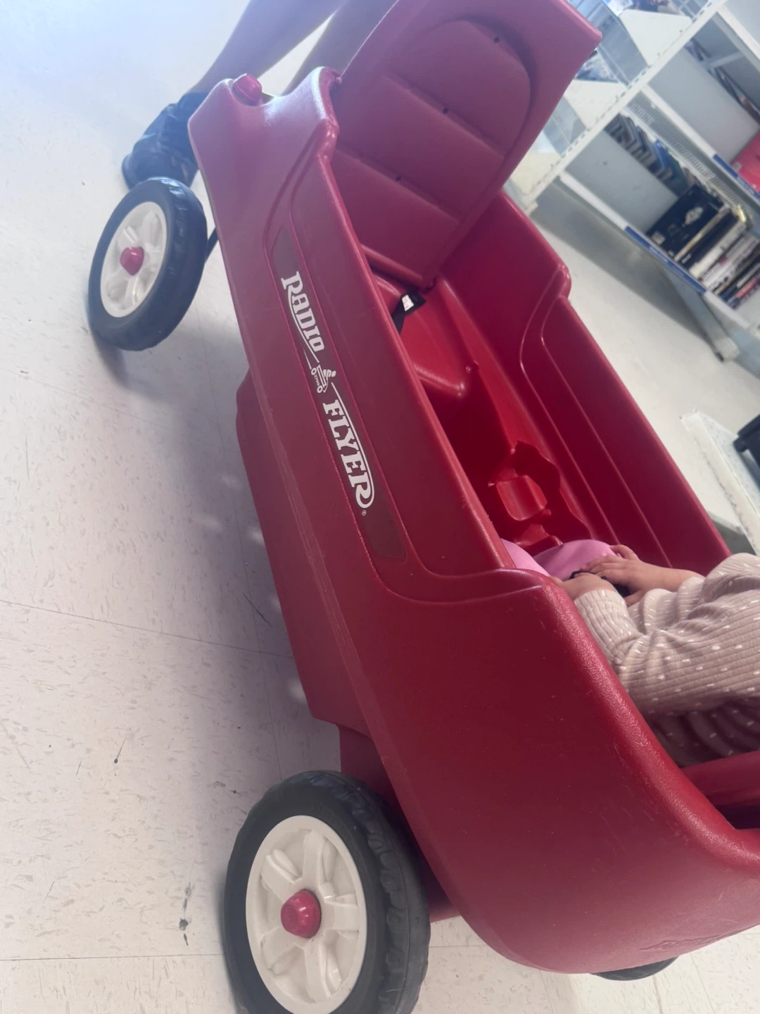 Radio Flyer Wagon - photo 4