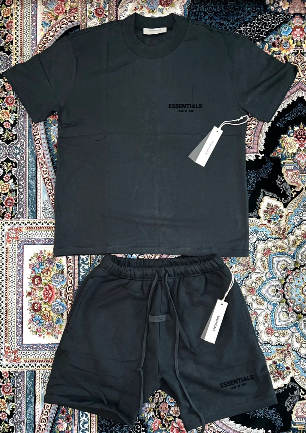 Essential tracksuit