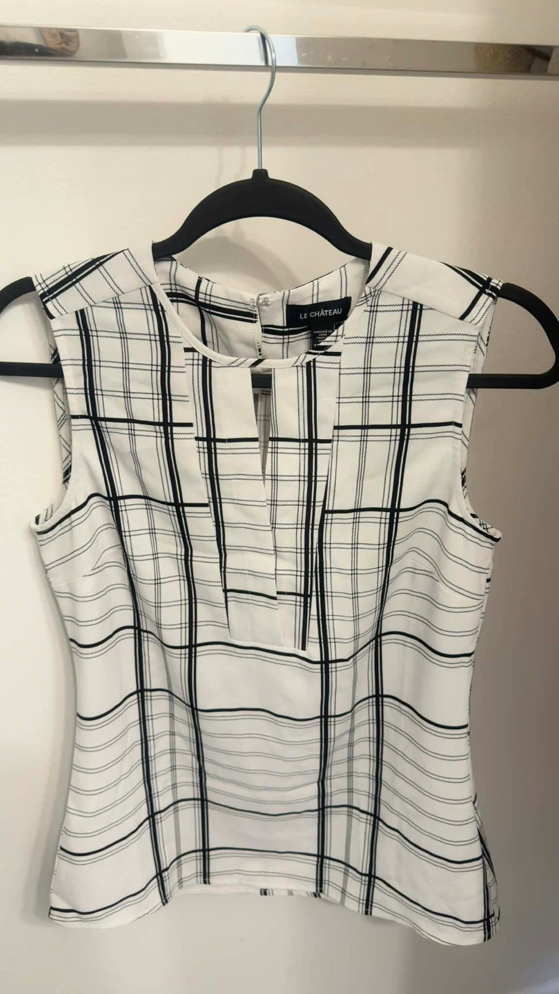 LE CHÂTEAU Women's Plaid Sleeveless Top - XXS