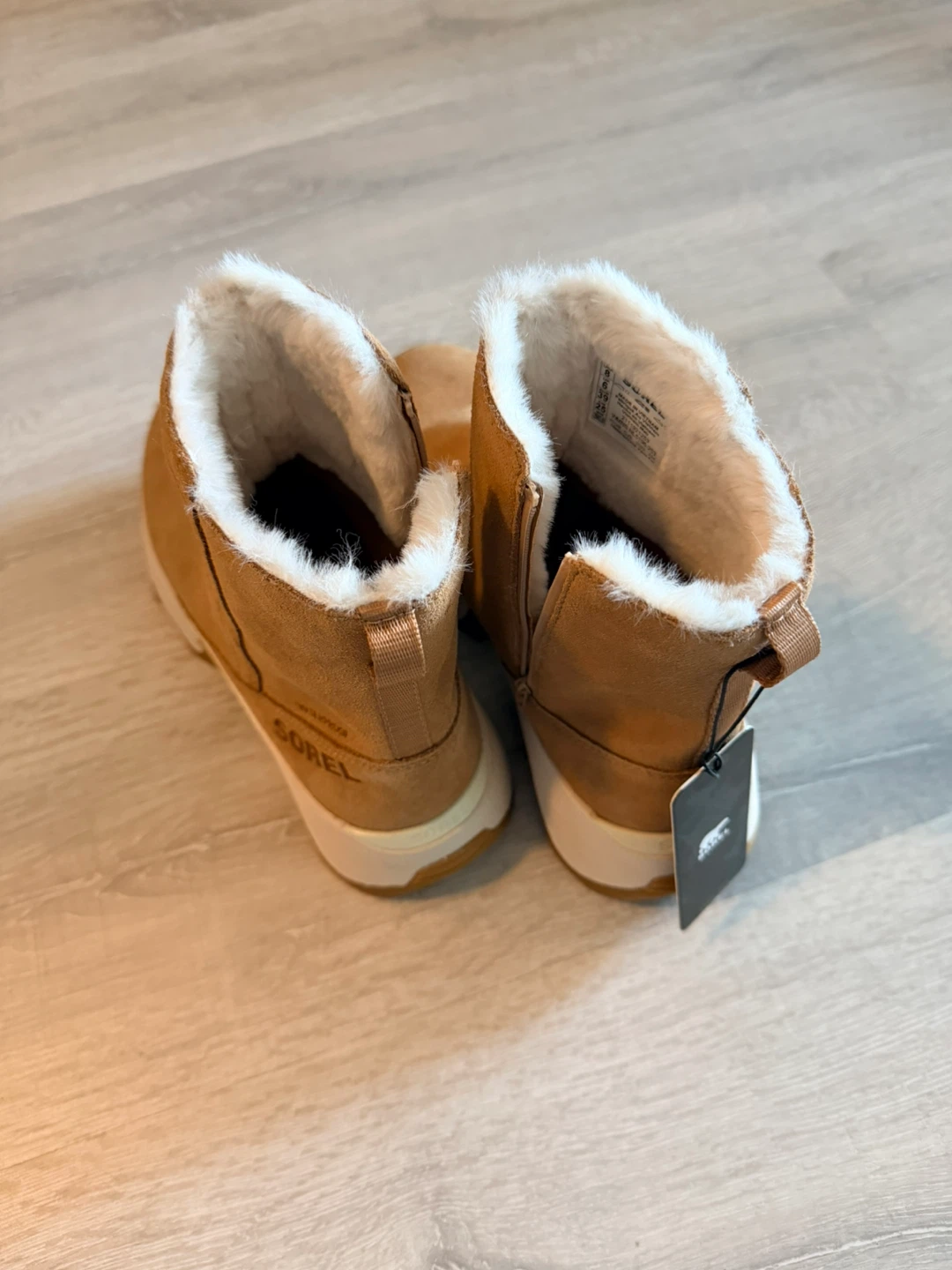 Moving out) Sorel Waterproof Insulated Winter Boots - photo 3
